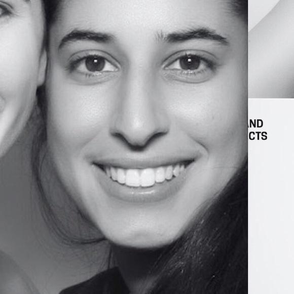 Meet your Posher, Tamara - Picture 1 of 1